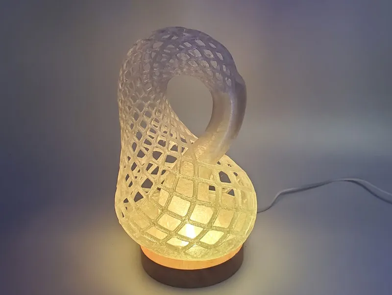 Klein bottle lamp